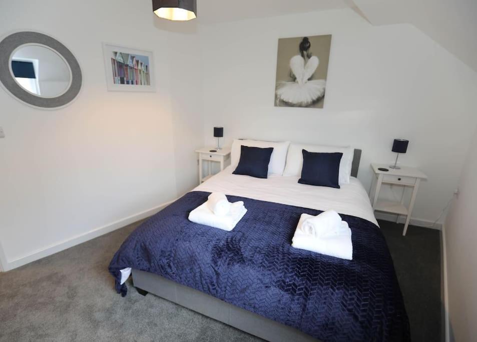 Exmouth - Apartment 1, Strand House - Modern 2 Bedroom Apartment, Perfect Location For Access To Beach & Town Centre - Sleeps 4 Guests - No Parking - Hosted By Rentmyhouse Exterior photo